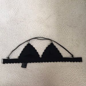H&M black scalloped bikini top